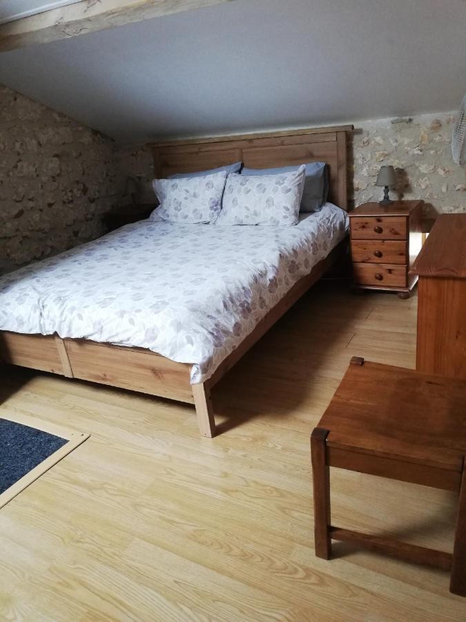 Apartment Le Buguet Saint-Antoine-Cumond Luaran gambar